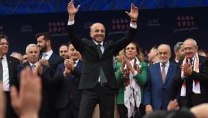 CHP 1.Sıra Adayı Aşkın GENÇ’ten  “ MİTİNG” teşekkürü : “ BİRLEŞE BİRLEŞE KAZANIYORUZ “