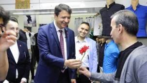 CHP Milletvekili Adayı Mahmut Arıkan Çarşı Esnafını Ziyaret Etti