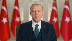 Cumhurbaşkanı Erdoğan: Asrın felaketinin yaralarını devlet-millet el ele vererek asrın dayanışmasıyla sarıyoruz