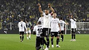 Derbide 10 kişi kalan Beşiktaş, geriye düştüğü maçta Fenerbahçe'yi yendi