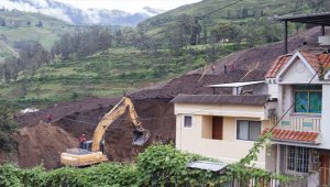 Ekvador'da toprak kayması sonucu ölenlerin sayısı 28'e çıktı