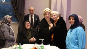 Emine Erdoğan, Darülaceze sakinleriyle iftarda buluştu