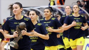 Fenerbahçe, potada 17. şampiyonluk peşinde