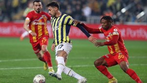 Fenerbahçe'de İrfan Can Kahveci taraftarlardan özür diledi