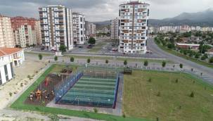 Genç dostu Melikgazi spor sever gençlere 7 adet futbol sahası yaptı