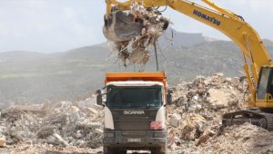 Hatay'da bina yıkım ve enkaz kaldırma çalışmaları 56 mahallede sürecek