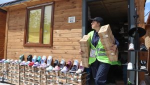 Hatay'da yapımı tamamlanan 374 prefabrik iş yeri esnafa teslim edildi