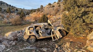 Karaman'da dağ yolunda takla atan cipteki 5 kişi hayatını kaybetti