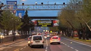 Kılıçdaroğlu’na göndermeli pankart