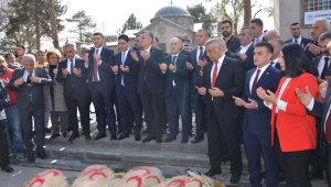 MHP Kayseri milletvekili adayları kurban keserek seçim çalışmalarına başladı