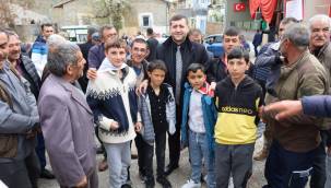 MHP‘nin seçim çalışmasında renkli görüntüler 