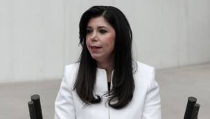 Pelin Gündeş Bakır İYİ Parti’den istifa etti