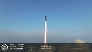 SpaceX'in en güçlü roket sistemi Starship ilk deneme uçuşunda infilak etti