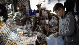 Tarihi Maraş Çarşısı'nda bayram yoğunluğu başladı