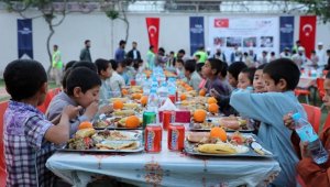 TİKA'dan Afganistan'daki yetimlere iftar
