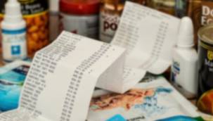 Tüketiciler, alışveriş fişi ve raf fiyat farklarını belgeleyip şikayette bulunmalı