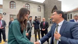 Vali Gökmen Çiçek’e depremzede teşekkürü