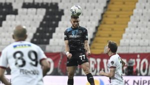 Adana Demirspor deplasmanda Fatih Karagümrük'ü 3-2 mağlup etti