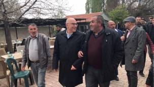 AK Parti Milletvekili adayı Özden, adım atmadık yer bırakmadı