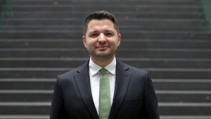 AK Parti SKM Başkanı Toprak, yurt dışındaki seçim sürecini değerlendirdi: Rekor bir katılım söz konusu