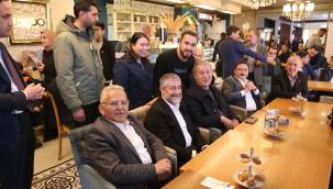 Bakan Akar, Bakan Nebati ve Başkan Büyükkılıç’tan AVM Ziyareti