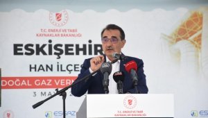Bakan Dönmez: Terör yuvaları yerle bir edildi, şimdi oralarda petrol buluyoruz