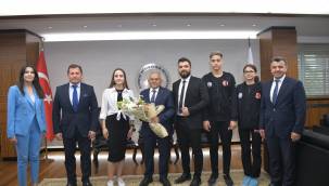 Başkan Büyükkılıç, Genç Milli Sporcuları Ağırladı