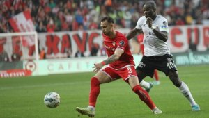 Beşiktaş deplasmanda kazandı