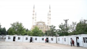 Deprem bölgesinde vatandaşlar sandık başına gitti