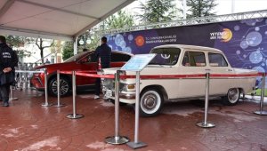 Devrim ve Togg, İç Anadolu Kariyer Fuarı'nda yan yana sergilendi