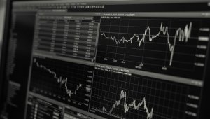 EBRD faaliyette bulunduğu bölgelerin 2023 büyüme tahminini düşürdü