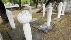 Edirne'deki Osmanlı dönemi mezarlıkları ve hazireleri aslına uygun onarılıyor