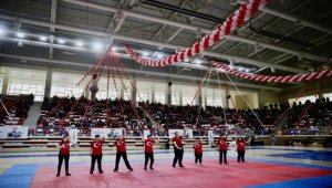 Eskişehir'de 19 Mayıs Atatürk'ü Anma, Gençlik ve Spor Bayramı kutlanıyor