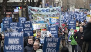 İngiltere'de grevler nedeniyle martta 556 bin iş günü kaybı yaşandı 