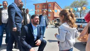 İYİ Parti Milletvekili Adayı İlker Sungur her gittiği yerde coşkuyla karşılanıyor.