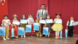 Karaman'da masal anlatma yarışması düzenlendi