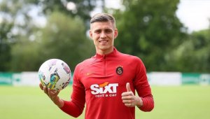 Kazımcan Karataş, Galatasaray formasıyla hedeflerini paylaştı