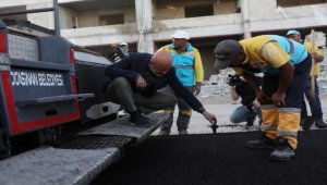 Kocasinan'da sezonun ilk asfaltı döküldü