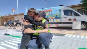 Konya'da jandarma ekiplerince öğrencilere trafik güvenliği eğitimi verildi
