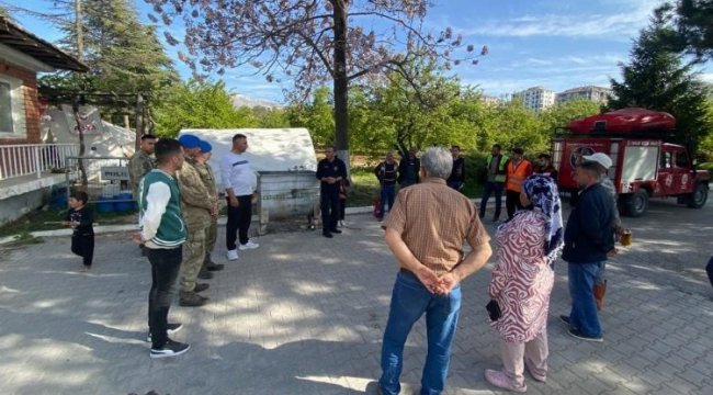 Malatya İtfaiyesi konteyner kentlerde yaşayanları uyardı