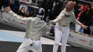 Milli eskrimciler, Bulgaristan'da 4 madalya kazandı