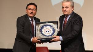 ‘Milli Mücadele’den Bugüne Dış Politika’ konferansı