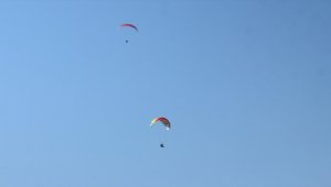 Milli paraşütçü Orkut Baysal, Fethiye'de yamaç paraşütü kazasında hayatını kaybetti