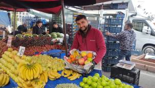 Semt pazarında meyve ve sebze fiyat durumu 