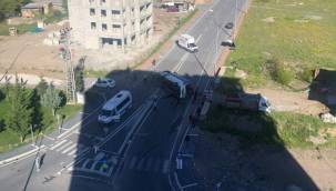 SON DAKİKA..! Kayseri'de işçi servisi devrildi: 1'i ağır 33 yaralı