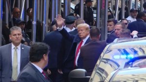 Trump "sus payı" ödemesi davasıyla ilgili New York'ta tekrar hakim karşısına çıktı