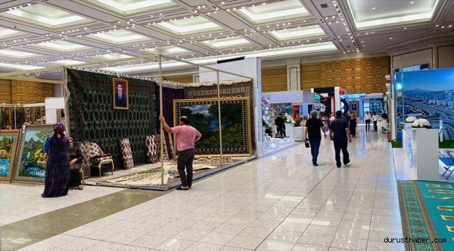 Türkmenistan'da "Aşkabat Şehri Günü" dolayısıyla fuar düzenlendi