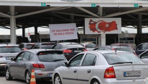 Yurt dışı ve gümrüklerde şu ana kadar 1 milyon 227 bin seçmen oy kullandı