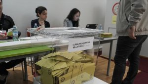 Yurt dışındaki yaklaşık 700 bin seçmen 14 Mayıs seçimleri için oy kullandı