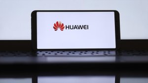 AB, iç ağlarında Huawei ve ZTE'yi yasaklıyor